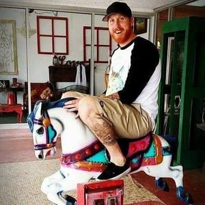 Meet your Posher, Jason